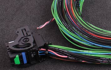 MaxxECU PRO harness for connector 4 which extends MaxxECU PRO with extra in/out CAN bus 2 and Knock sensor inputs