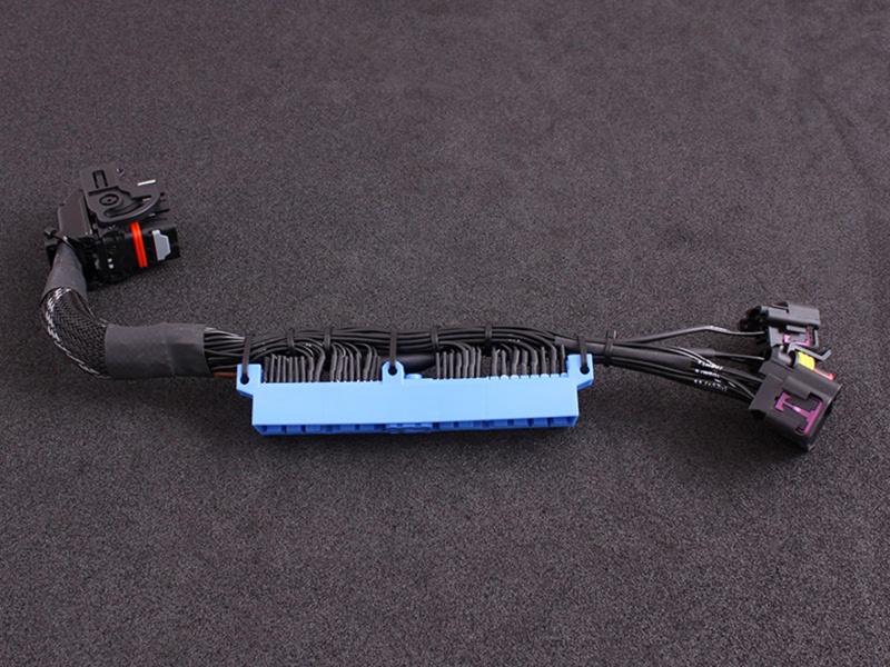 MaxxECU Plugin adapter - Nissan S14A/S15 SR20 (64-pin)