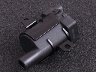 LS2 ignition coil with integrated ignition amplifier